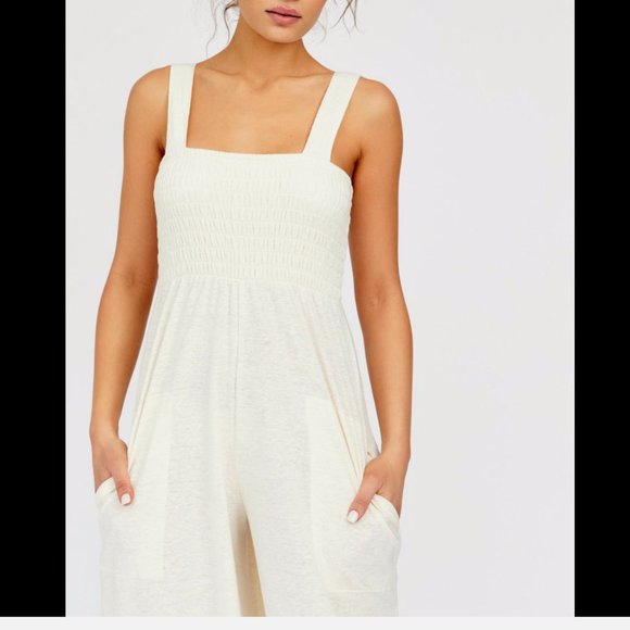 FREE PEOPLE IVORY SLEEVELESS SMOCKED WIDE LEG HOMECOMING JUMPSUIT - Picture 3 of 4